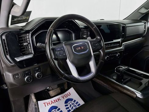 Used 2022 GMC Sierra 1500 Elevation AWD/4WD image 9