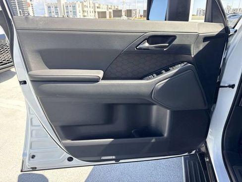 Used 2024 Lexus GX 550 w/ Accessory Package (Z1) AWD/4WD image 13