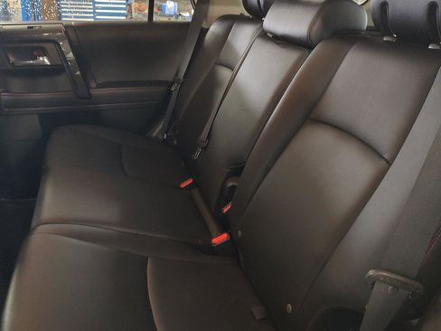 Used 2021 Toyota 4Runner Venture image 19