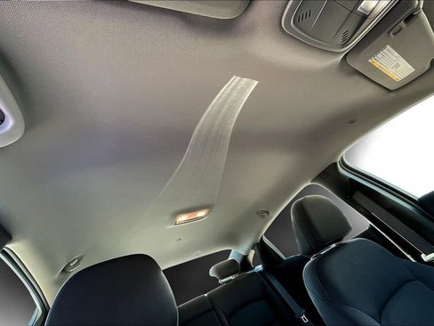 Used 2024 Chevrolet Malibu LT image 17