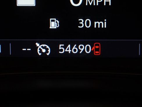 Certified 2023 Chevrolet Traverse RS w/ LPO, Floor Liner Package image 6