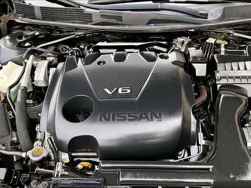 Used 2018 Nissan Maxima 3.5 SL FWD image 10