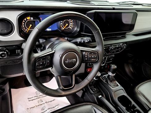 Used 2025 Jeep Wrangler Unlimited Sport AWD/4WD image 22