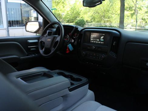 Used 2018 Chevrolet Silverado 1500 Custom w/ Rally 1 Edition RWD image 20