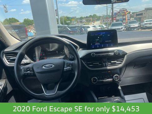 Used 2020 Ford Escape SE FWD image 12
