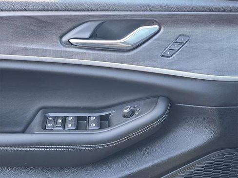 New 2025 Jeep Grand Cherokee Limited w/ Trailer Tow Package image 13