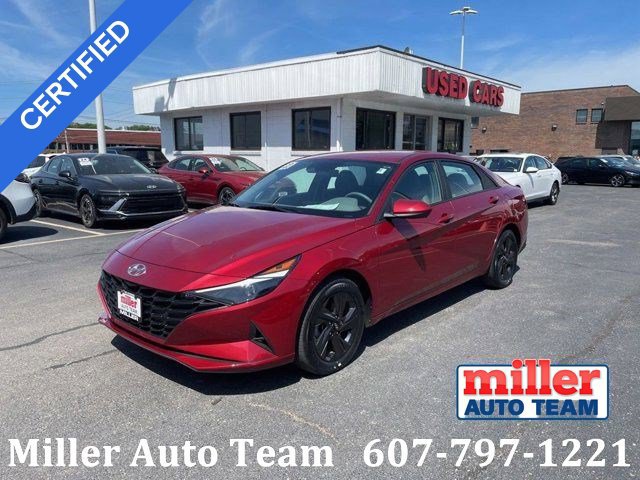 Used 2023 Hyundai Elantra SEL FWD image 1