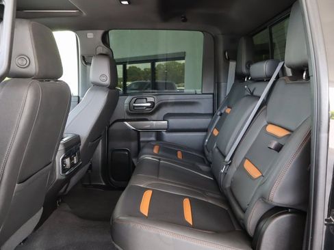 Used 2022 GMC Sierra 2500 AT4 w/ AT4 Preferred Package image 43