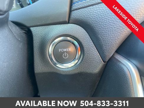 Used 2024 Toyota RAV4 SE image 33