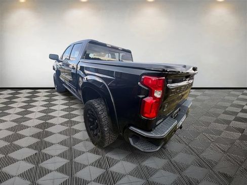 Used 2019 Chevrolet Silverado 1500 LTZ w/ LTZ Plus Package AWD/4WD image 8