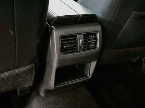 Used 2023 Nissan Rogue S AWD/4WD image 27