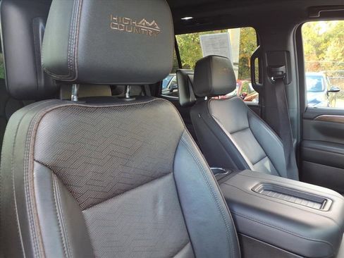 Used 2024 Chevrolet Tahoe High Country image 23