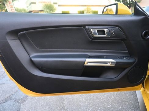 Used 2018 Ford Mustang GT image 17