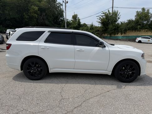 Used 2018 Dodge Durango R/T w/ Technology Group AWD/4WD image 8