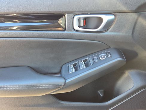 Used 2024 Honda Civic EX-L image 36