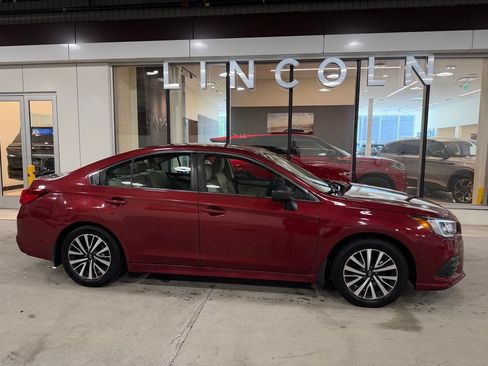 Used 2018 Subaru Legacy 2.5i w/ Alloy Wheel Package AWD/4WD image 3