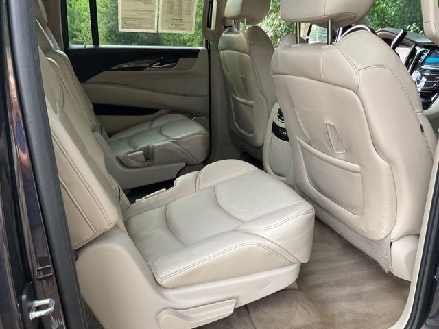 Used 2015 Cadillac Escalade ESV Premium AWD/4WD image 23