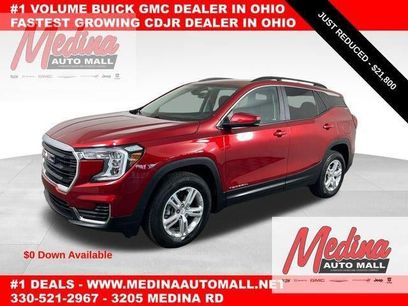 Used 2022 GMC Terrain SLE w/ Driver Convenience Package