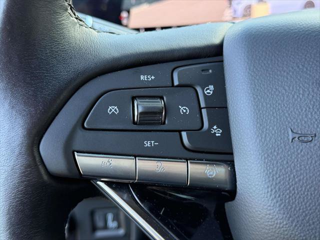 Used 2024 Cadillac Escalade ESV Sport w/ Touring Package AWD/4WD image 24
