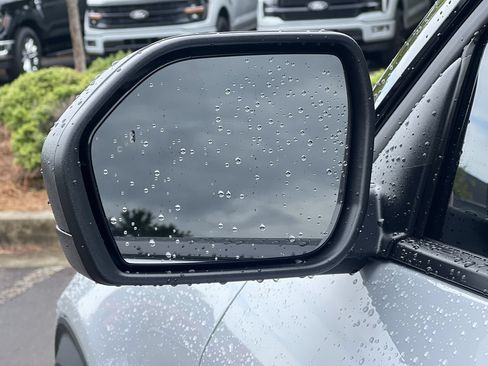 New 2026 Ford Explorer Active RWD image 23