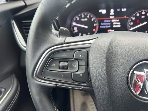 Used 2023 Buick Envision Avenir image 29