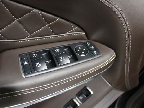 Used 2018 Mercedes-Benz GLS 550 4MATIC image 6