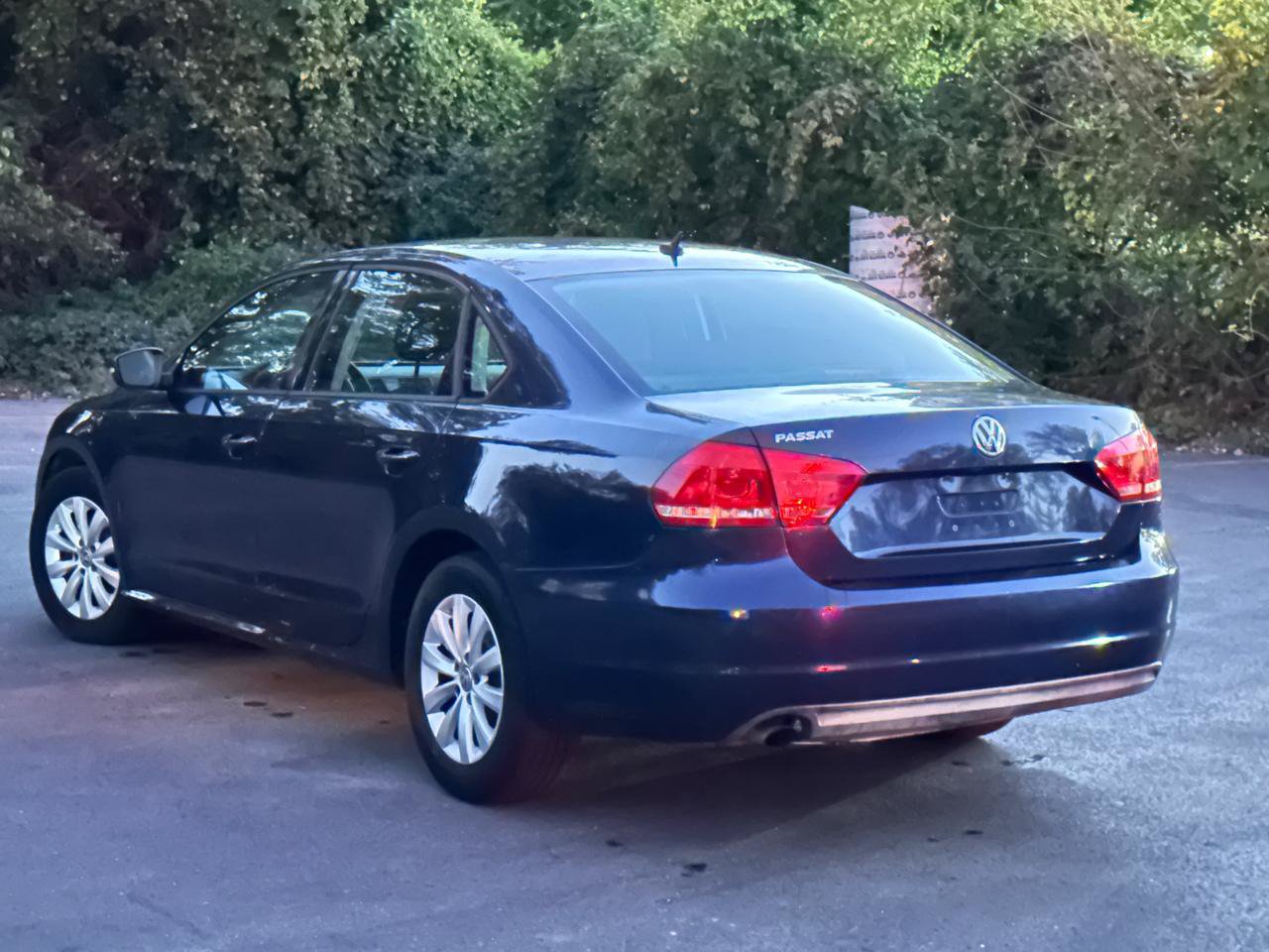Used 2013 Volkswagen Passat 2.5 S FWD image 4