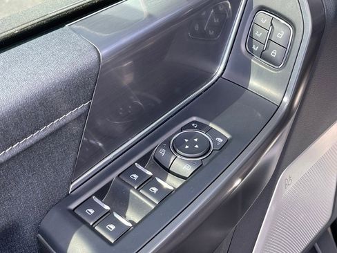 Used 2024 Ford F150 Lariat w/ Equipment Group 502A High image 20