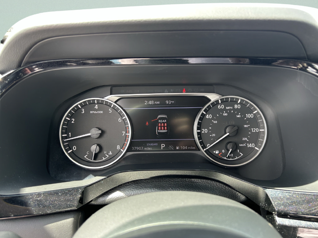 Used 2025 Nissan Pathfinder SV FWD image 35