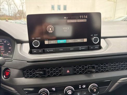 Certified 2023 Honda Accord LX image 26