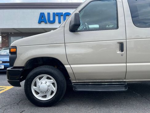Used 2013 Ford E-350 and Econoline 350 XL RWD image 36