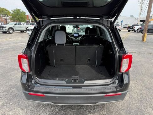 Used 2020 Ford Explorer XLT w/ Equipment Group 202A RWD image 8