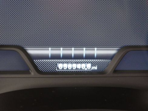 Used 2024 RAM 2500 Laramie AWD/4WD image 14