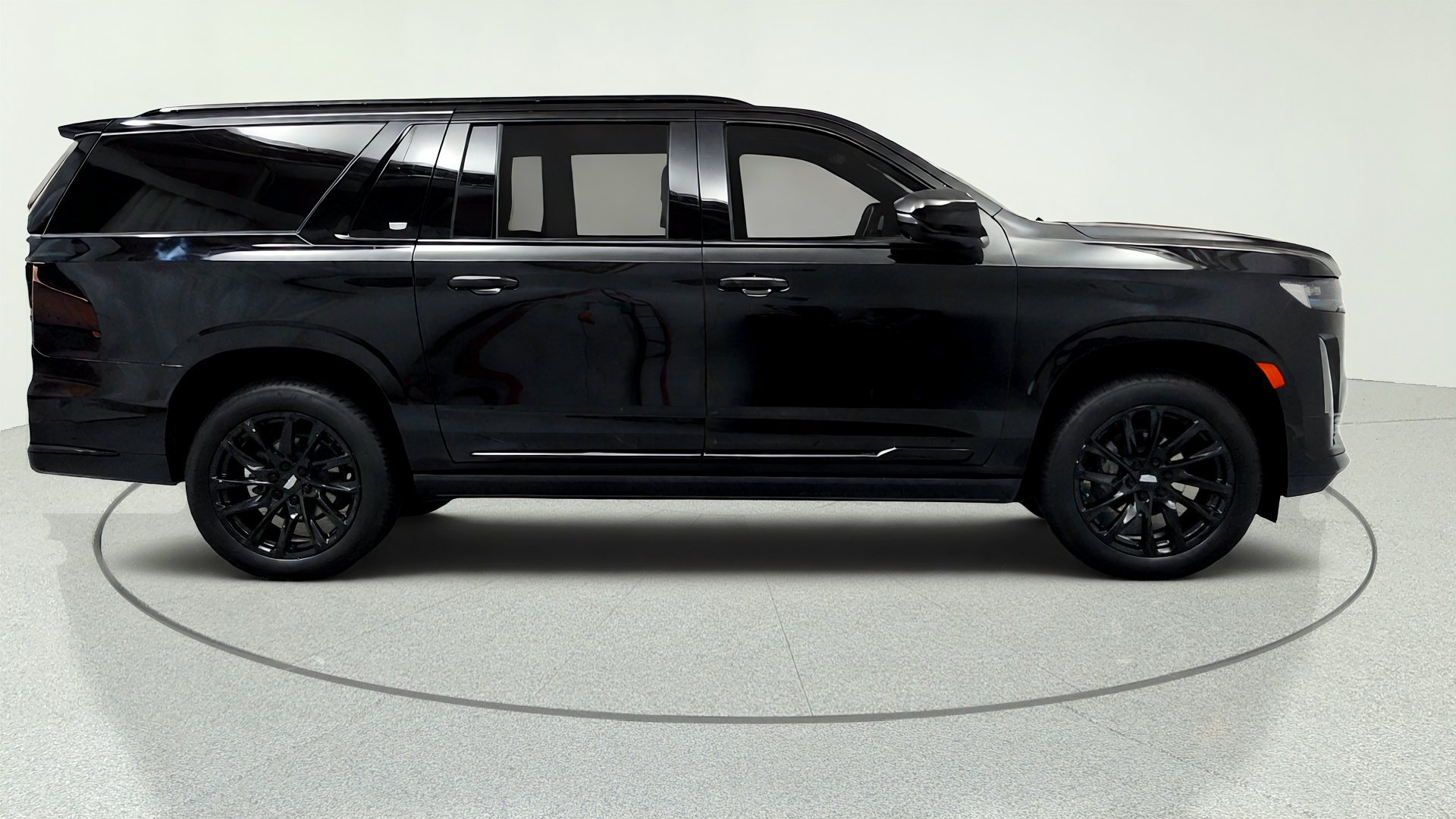 Used 2023 Cadillac Escalade ESV Sport Platinum w/ LPO, ONYX Package AWD/4WD image 6