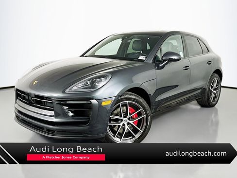 Used 2023 Porsche Macan S image 1