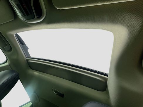 Used 2020 Subaru Outback Limited image 25