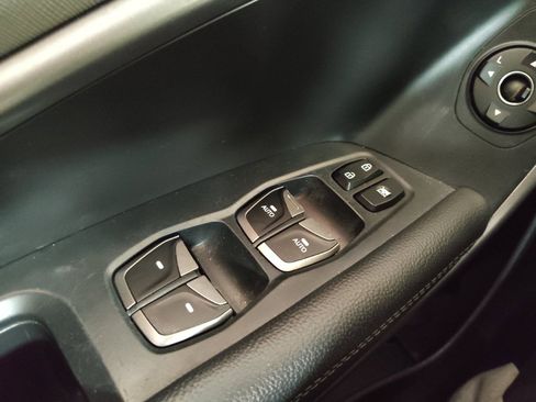 Used 2018 Hyundai Santa Fe Sport AWD/4WD image 27