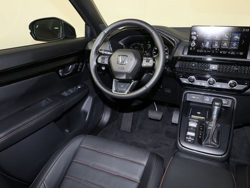 Used 2025 Honda CR-V Sport Touring image 9