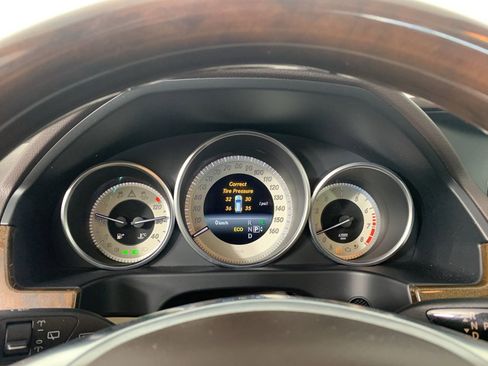 Used 2014 Mercedes-Benz E 350 Sport image 23