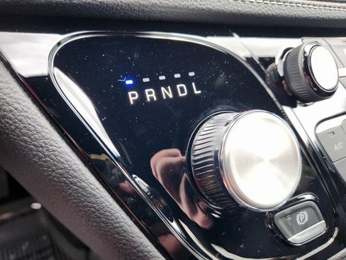 New 2025 Chrysler Pacifica Select image 18