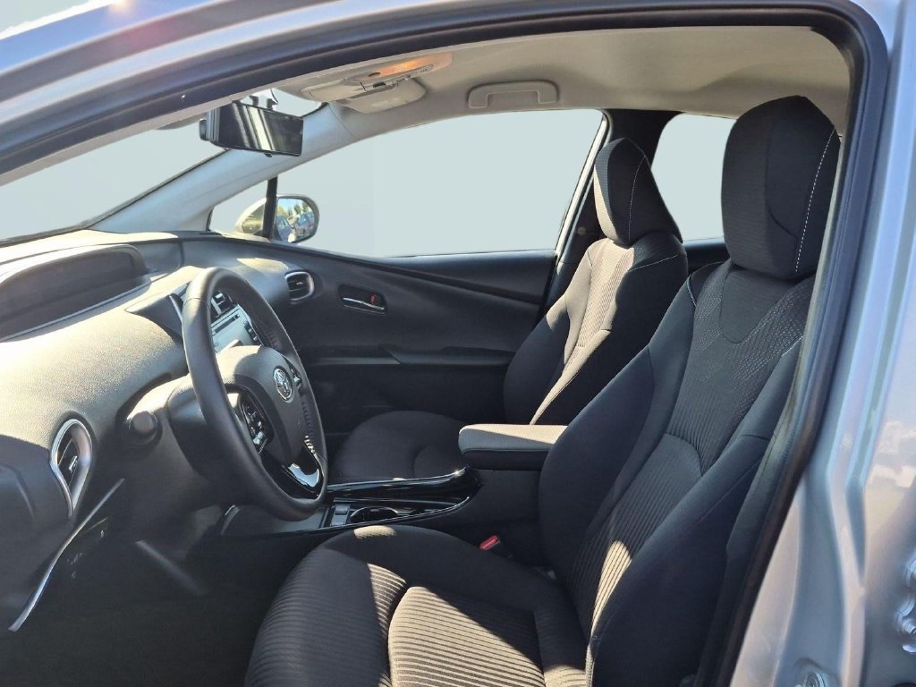 Used 2022 Toyota Prius Prime LE FWD image 20