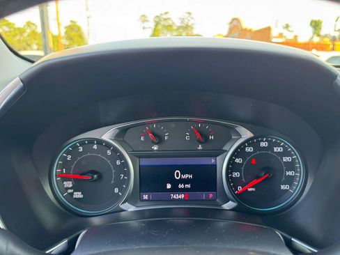 Used 2019 Chevrolet Equinox Premier FWD image 31