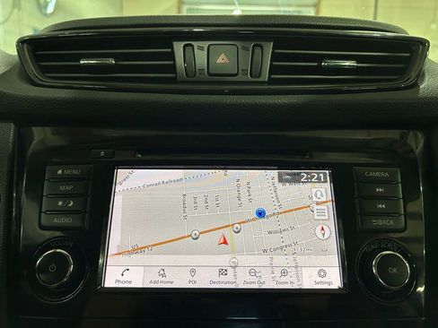 Used 2019 Nissan Rogue SL AWD/4WD image 33