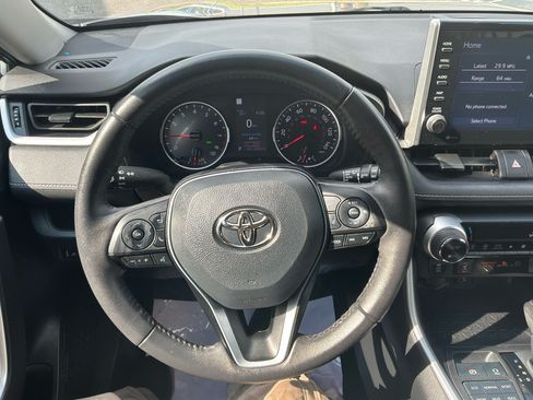 Used 2022 Toyota RAV4 XLE w/ Convenience Package AWD/4WD image 21