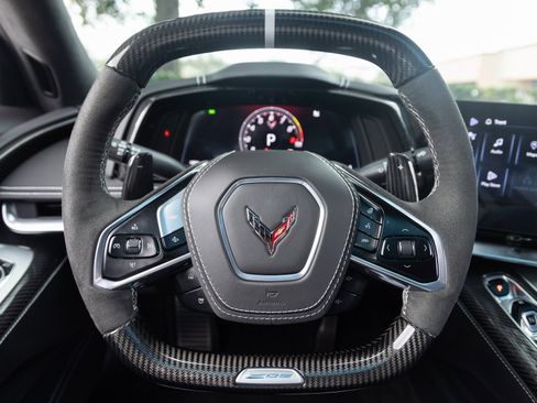 Used 2024 Chevrolet Corvette Z06 w/ Z07 Performance Package image 13