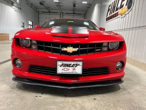 Used 2010 Chevrolet Camaro SS w/ RS Package RWD image 7