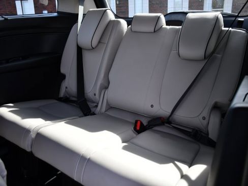 Used 2025 Honda Odyssey Touring image 19