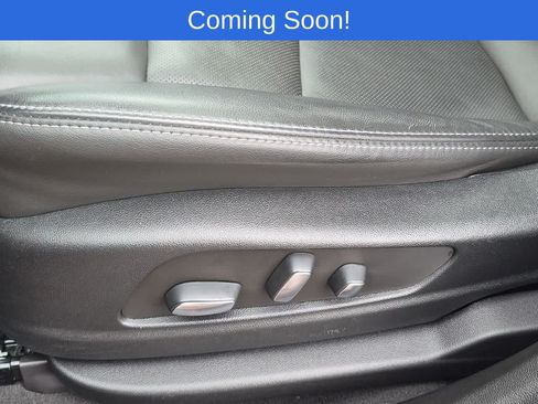 Used 2024 Cadillac XT6 Premium Luxury w/ LPO, Floor Liner Package AWD/4WD image 16
