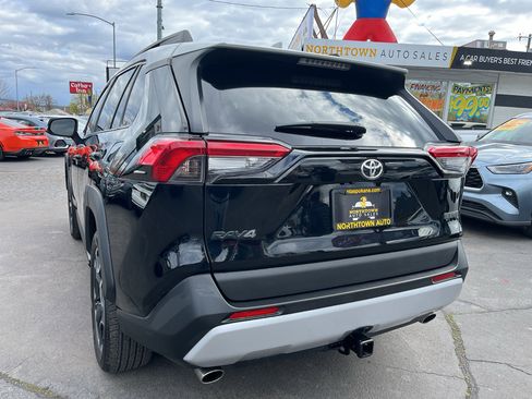Used 2019 Toyota RAV4 Adventure w/ Cold Weather Package image 5
