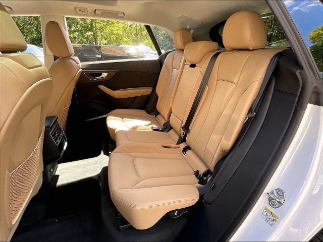 Used 2026 Audi Q8 Premium Plus AWD/4WD image 23